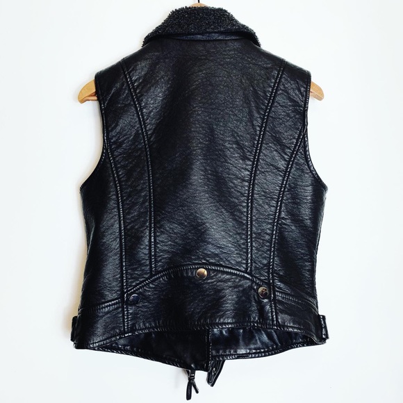 Urban Republic Asymmetrical Black Moto Biker Vest - Picture 3 of 4
